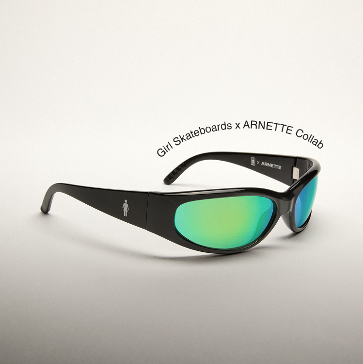 Girl x Arnette Catfish Sunglasses Black/Green Mirror.png